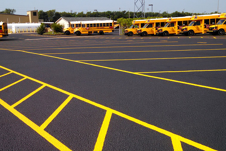 Read more about the article Five Reasons to Sealcoat Your Parking Lot | Asphalt Paving Company, Wichita, Kansas