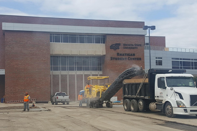 Read more about the article Maintaining University Parking Lots | Asphalt Paving Company, Wichita, KS