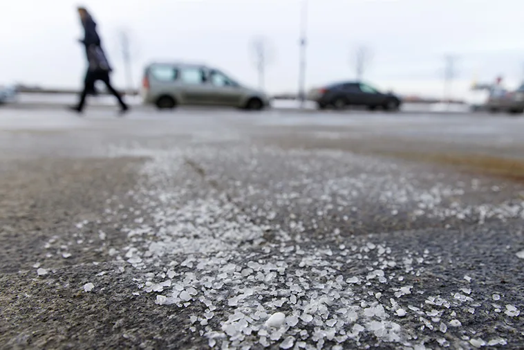 Read more about the article Prevent Surface Damage With Proper Ice Control | Concrete Company, Wichita, KS