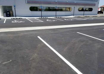 parking lot of jimmie's diner in wichita, ks