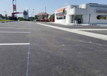 parking lot of jimmie's diner in wichita, ks