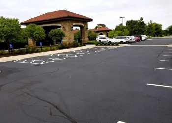 pavement markings at wichita country club