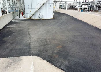 asphalt pavement at coffeyville refinery