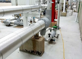 pipes at coffeyville refinery