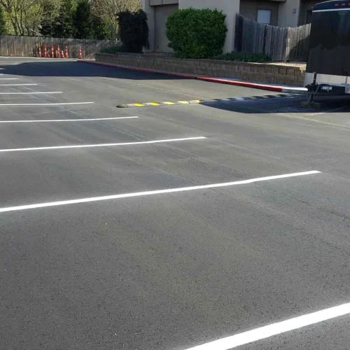 parking spaces & speed bump at horizon east apartments